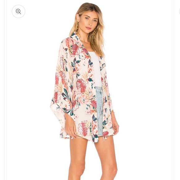 Tularosa Avery robe in pearl parrot XXS - Picture 2 of 8